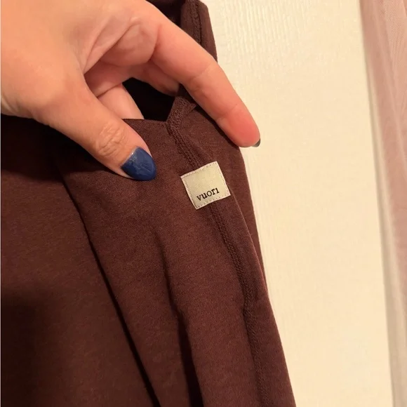 Vuori Dark Brown Joggers with Cream Drawstring - Picture 4 of 6